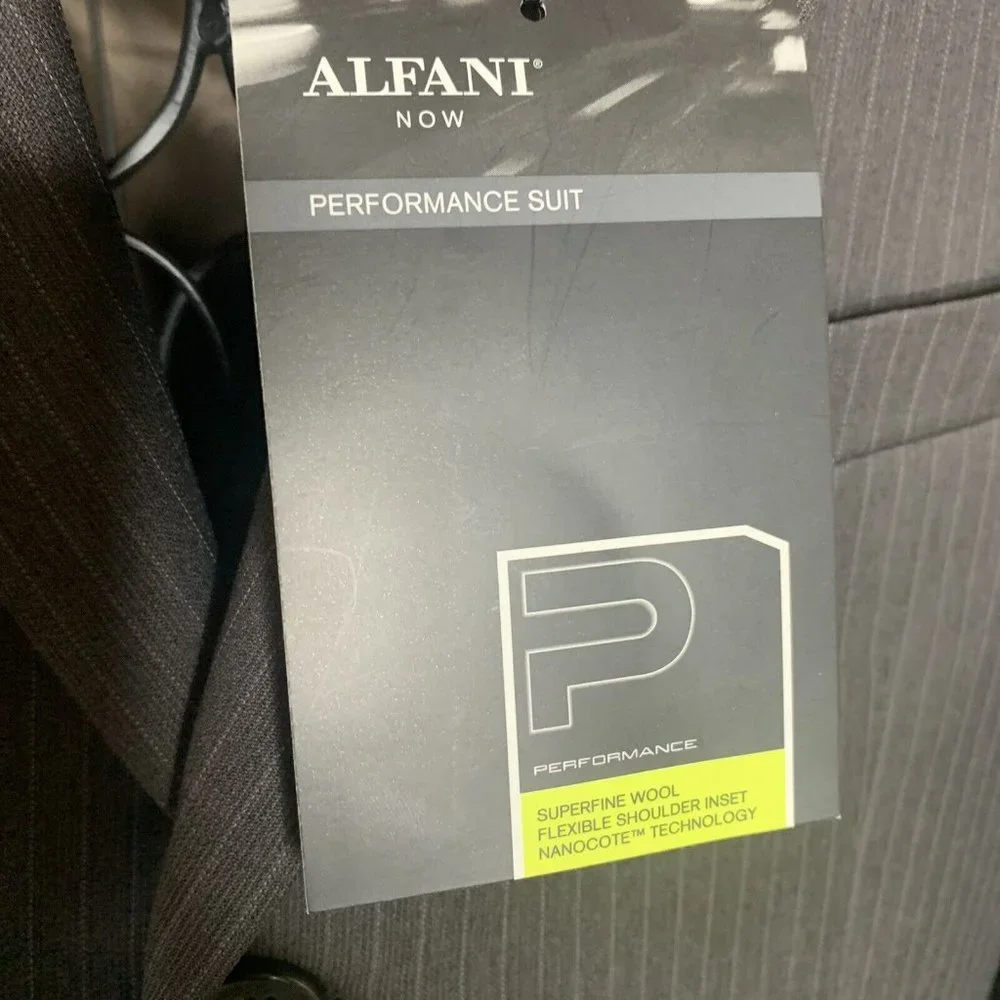Alfani Men's Stretch Performance Slim-Fit 2 PC Suit 41 R / 34x 30